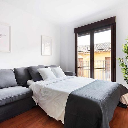 Pineapple Rosaleda 13 Apartment Malaga Bagian luar foto