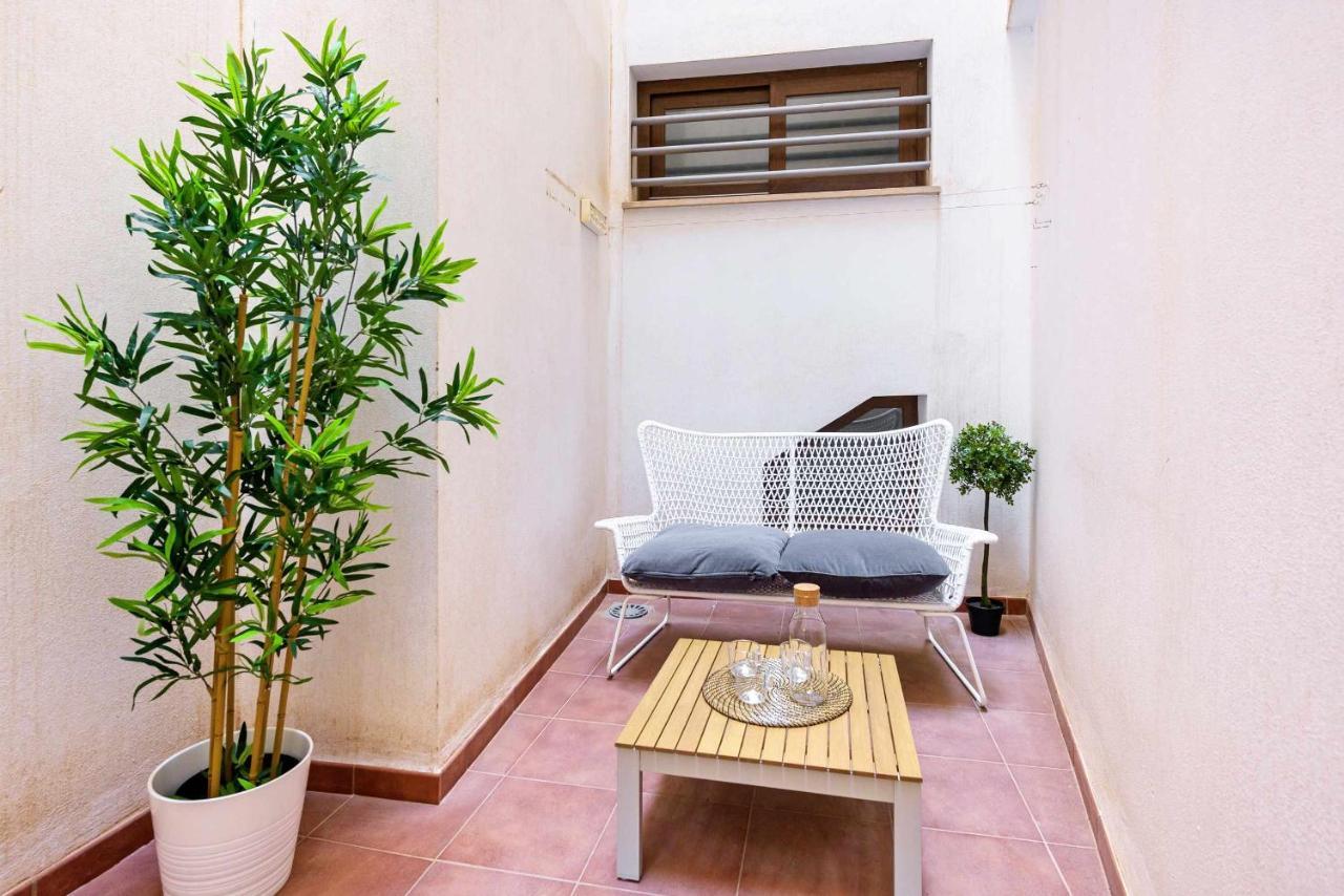 Pineapple Rosaleda 13 Apartment Malaga Bagian luar foto