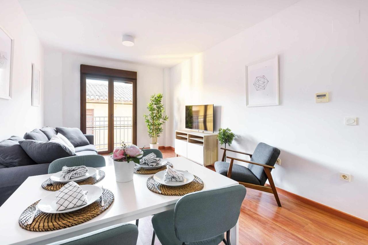 Pineapple Rosaleda 13 Apartment Malaga Bagian luar foto