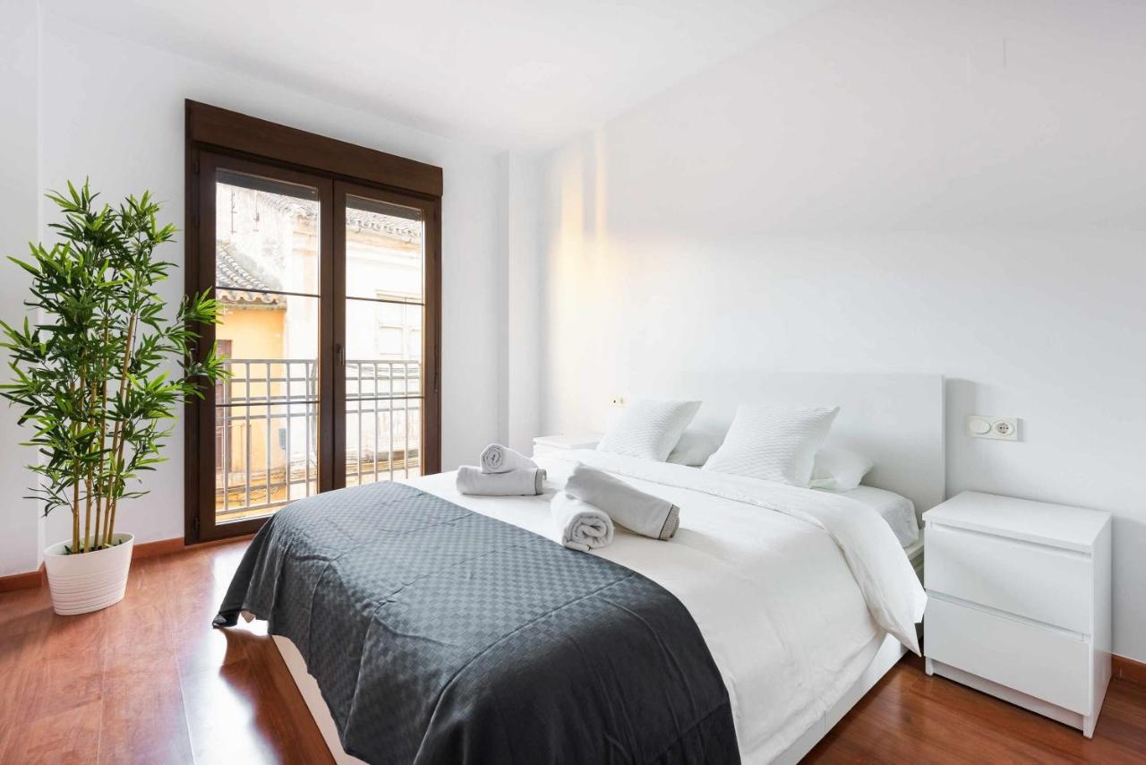 Pineapple Rosaleda 13 Apartment Malaga Bagian luar foto