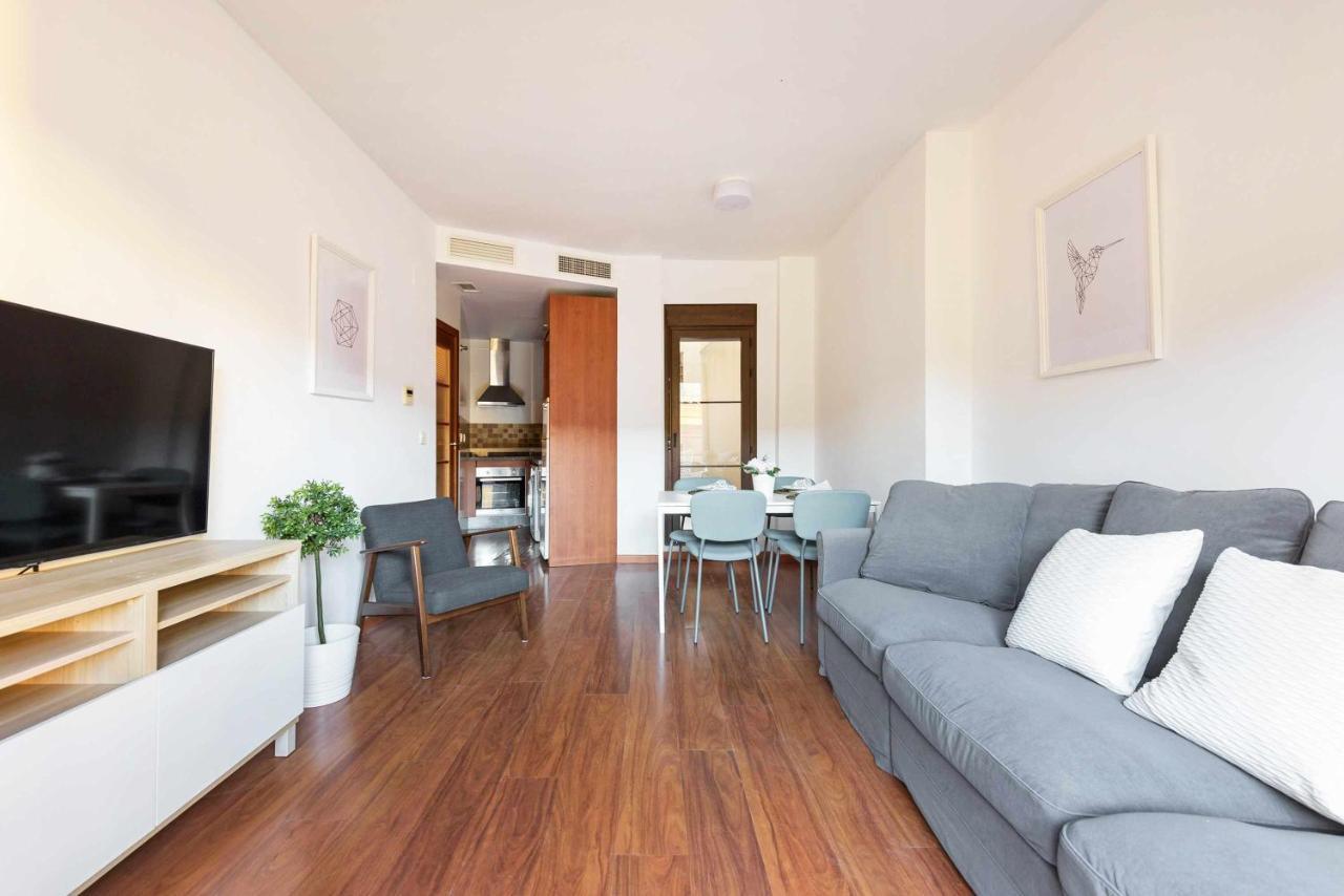 Pineapple Rosaleda 13 Apartment Malaga Bagian luar foto
