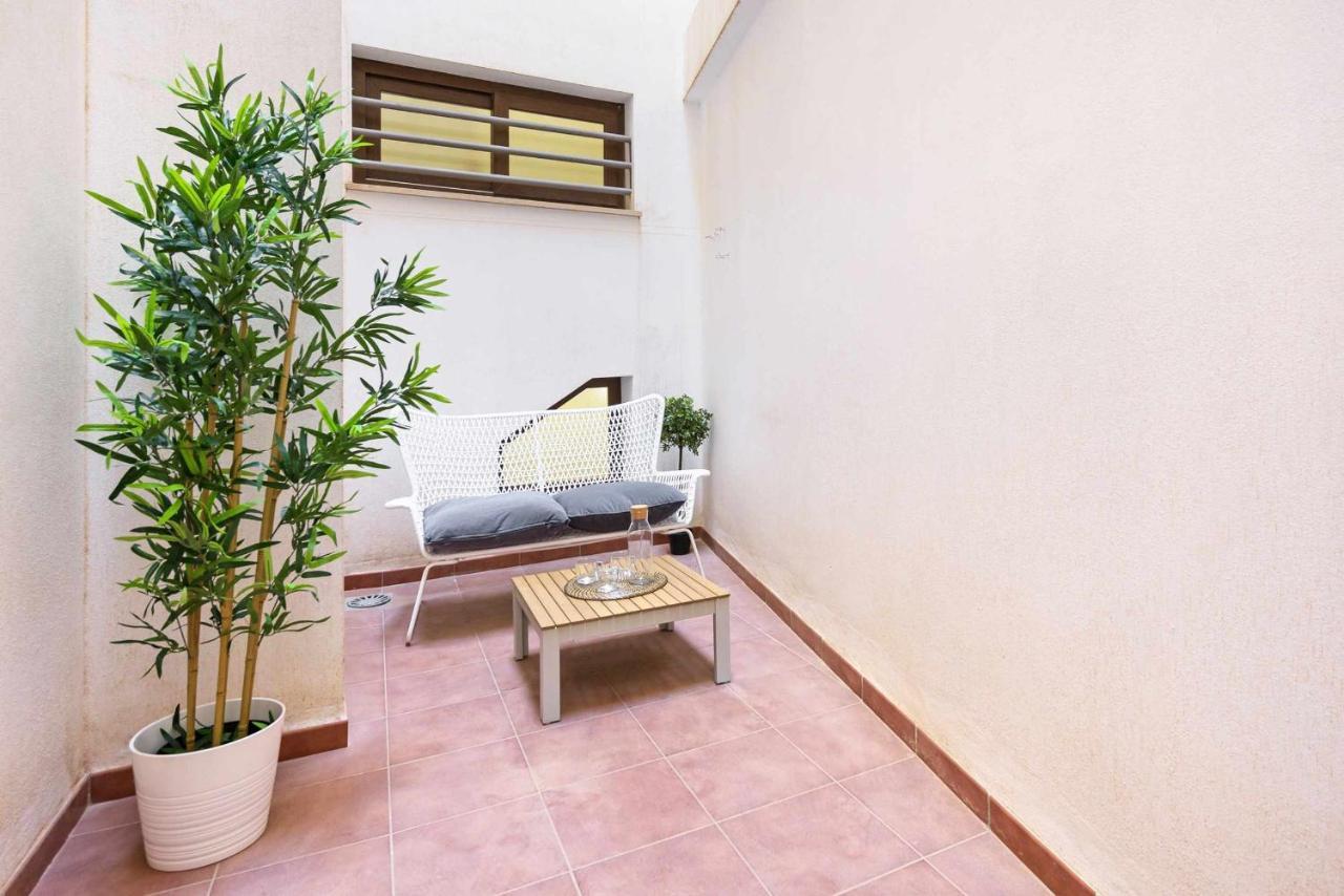 Pineapple Rosaleda 13 Apartment Malaga Bagian luar foto